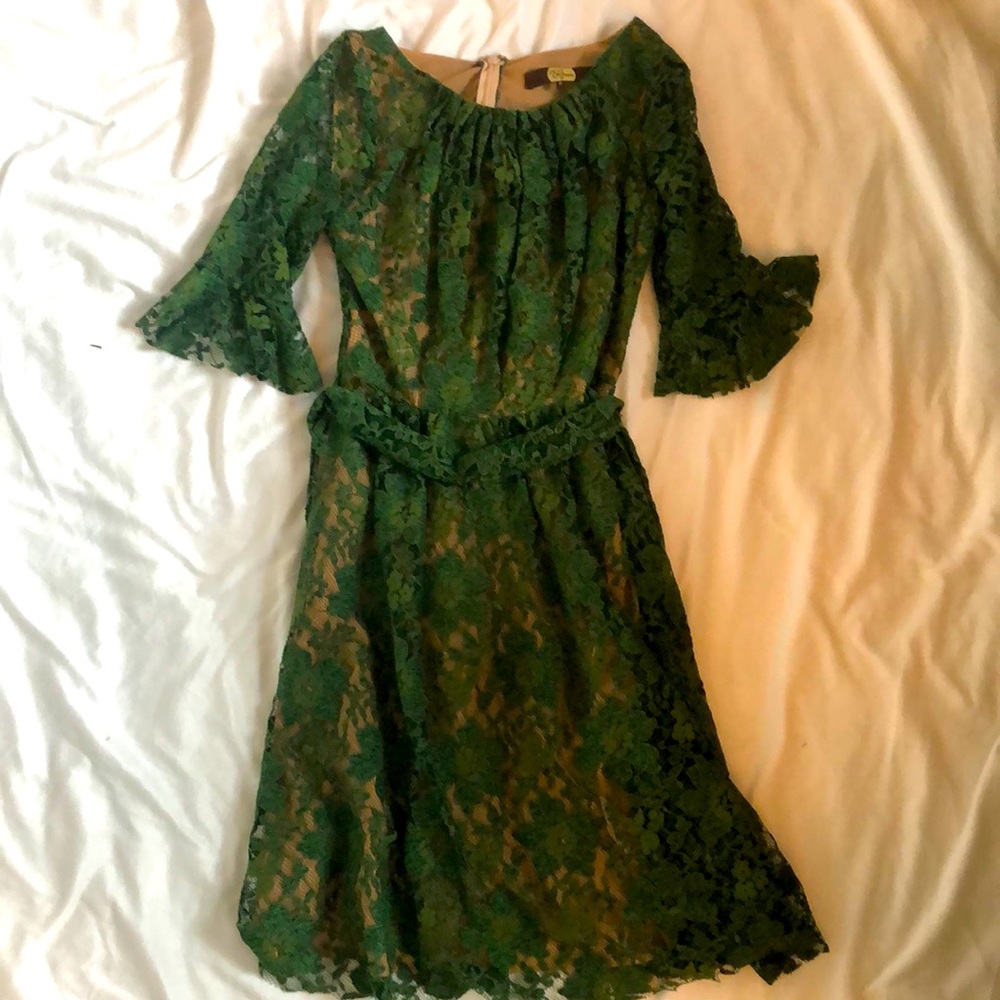 Eva Franco green floral garden party dress.  Fitted top, flowy skirt.